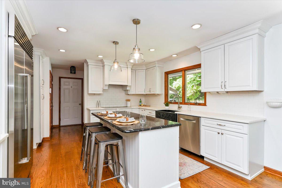 1012 Garrett Mill Road Newtown Square, PA 19073 - Photo 16 of 76 Kitchen