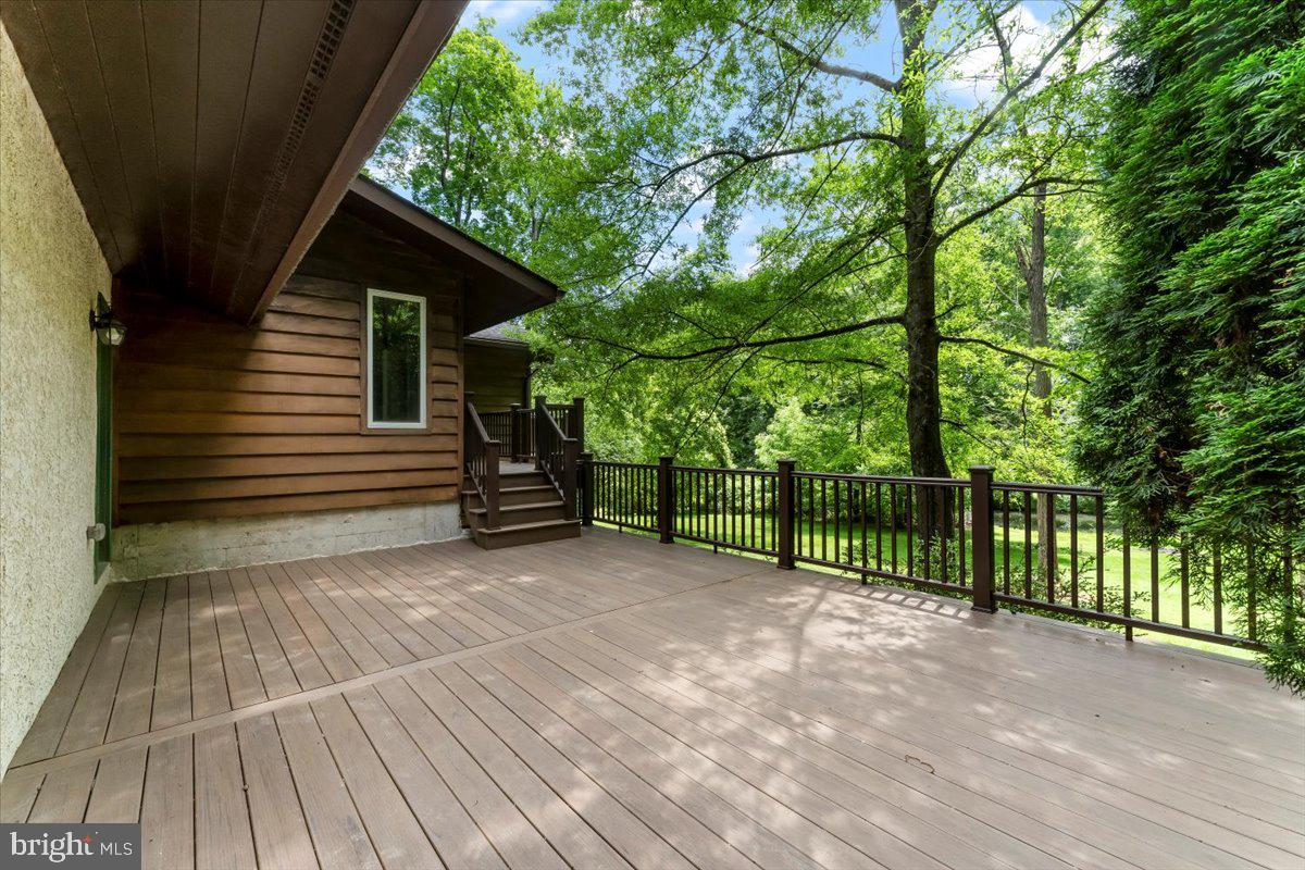 1012 Garrett Mill Road Newtown Square, PA 19073 - Photo 21 of 76 Main Deck