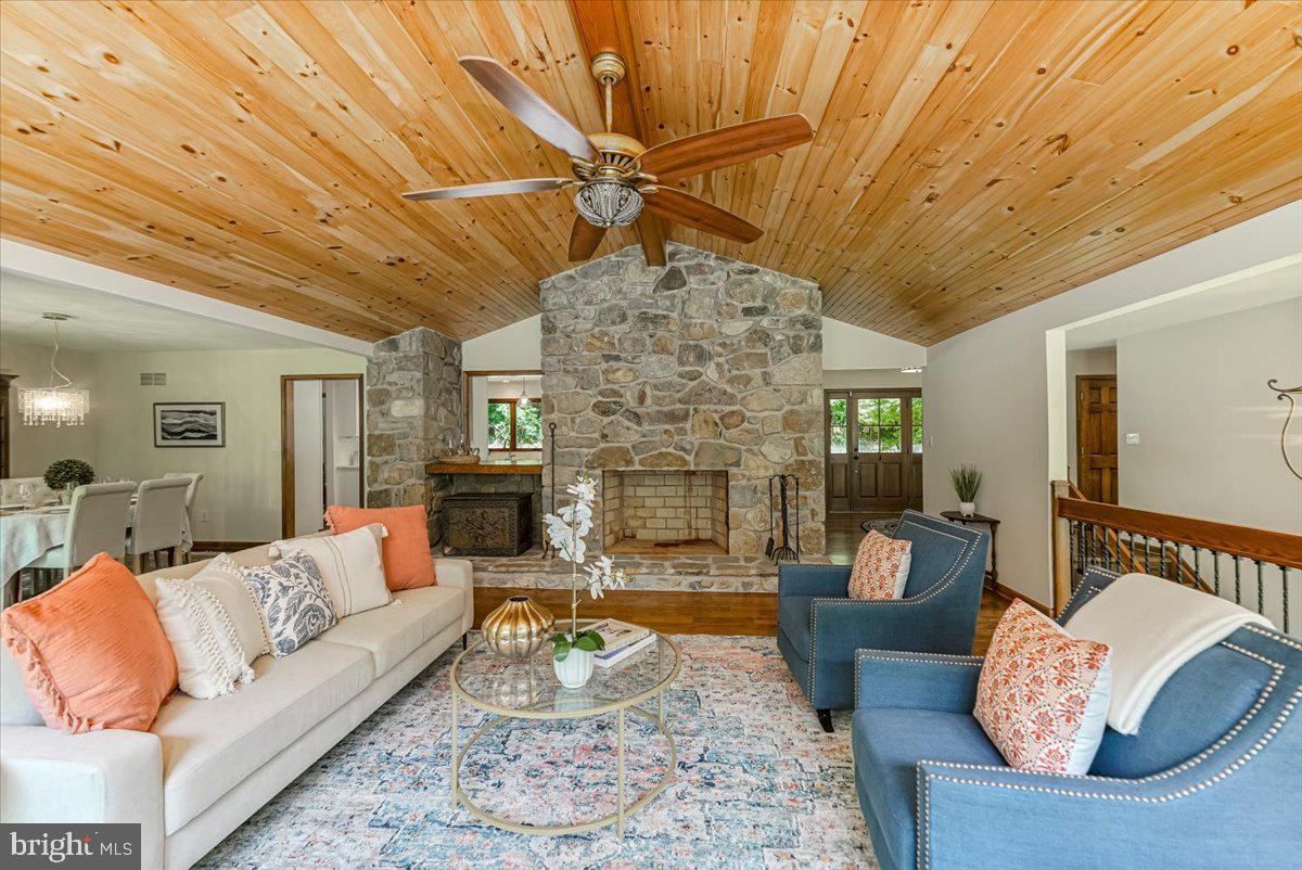 1012 Garrett Mill Road Newtown Square, PA 19073 - Photo 8 of 76 Amazing Fireplace