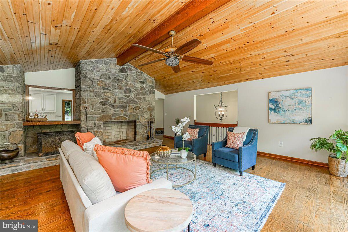 1012 Garrett Mill Road Newtown Square, PA 19073 - Photo 9 of 76 Sun drenched great room