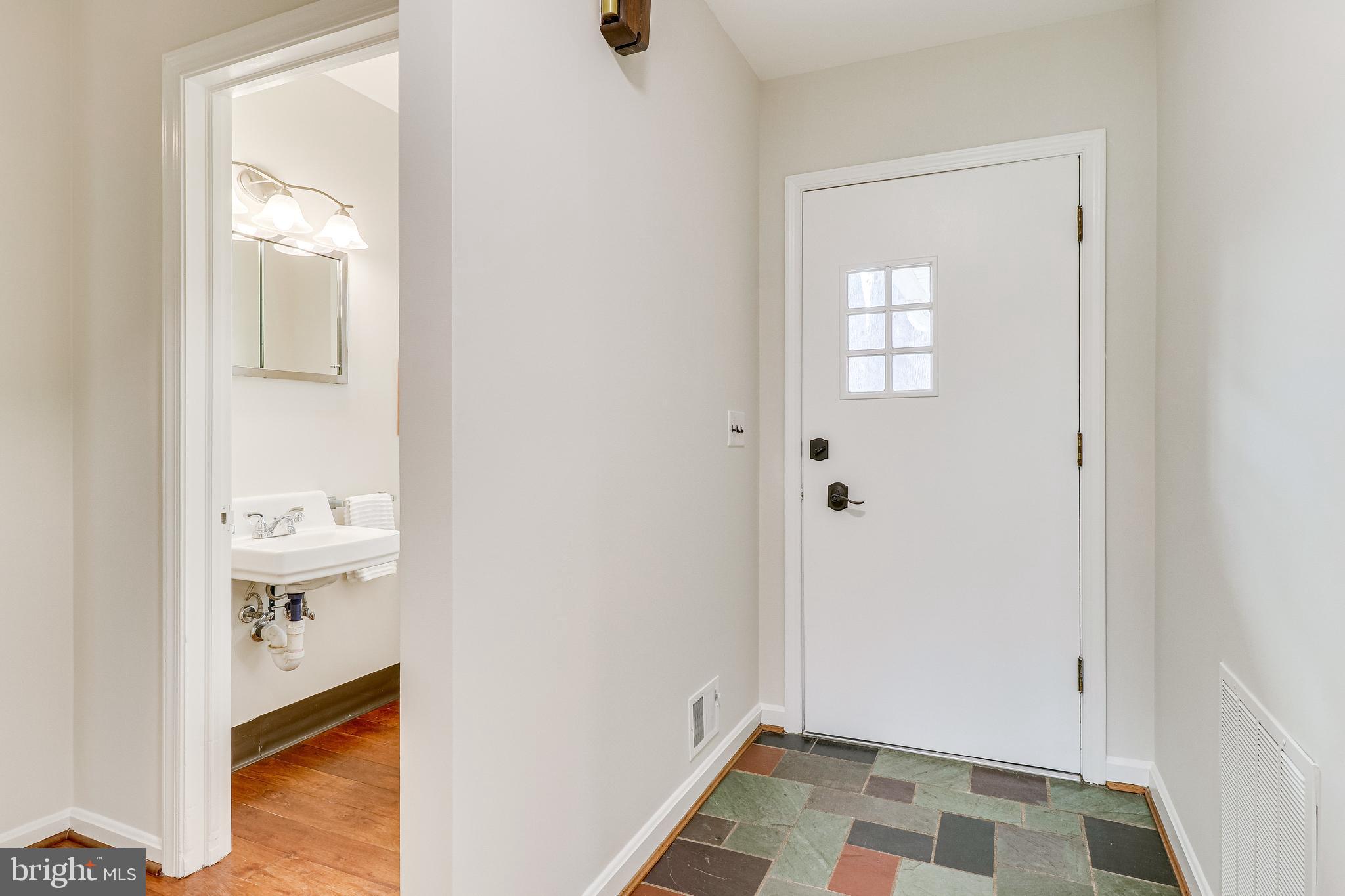 6432 Lignum Street Springfield, VA 22150 - Photo 29 of 89
