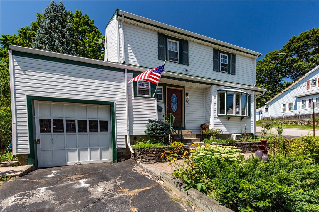46 Beacon Avenue Woonsocket, RI 02895 - Photo 2 of 40 Gallery Image 2