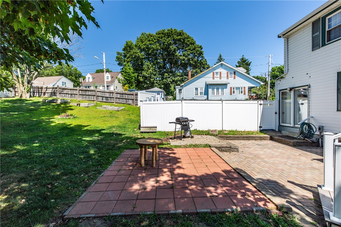 46 Beacon Avenue Woonsocket, RI 02895 - Photo 37 of 40 Gallery Image 37