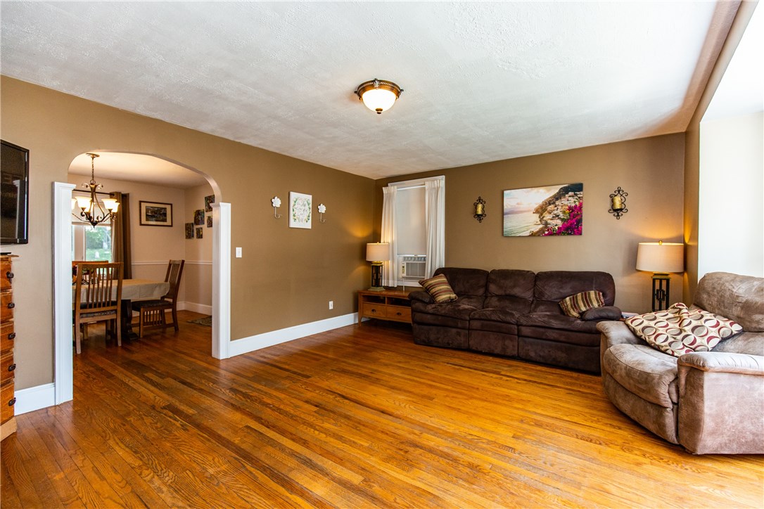 46 Beacon Avenue Woonsocket, RI 02895 - Photo 8 of 40 Gallery Image 8