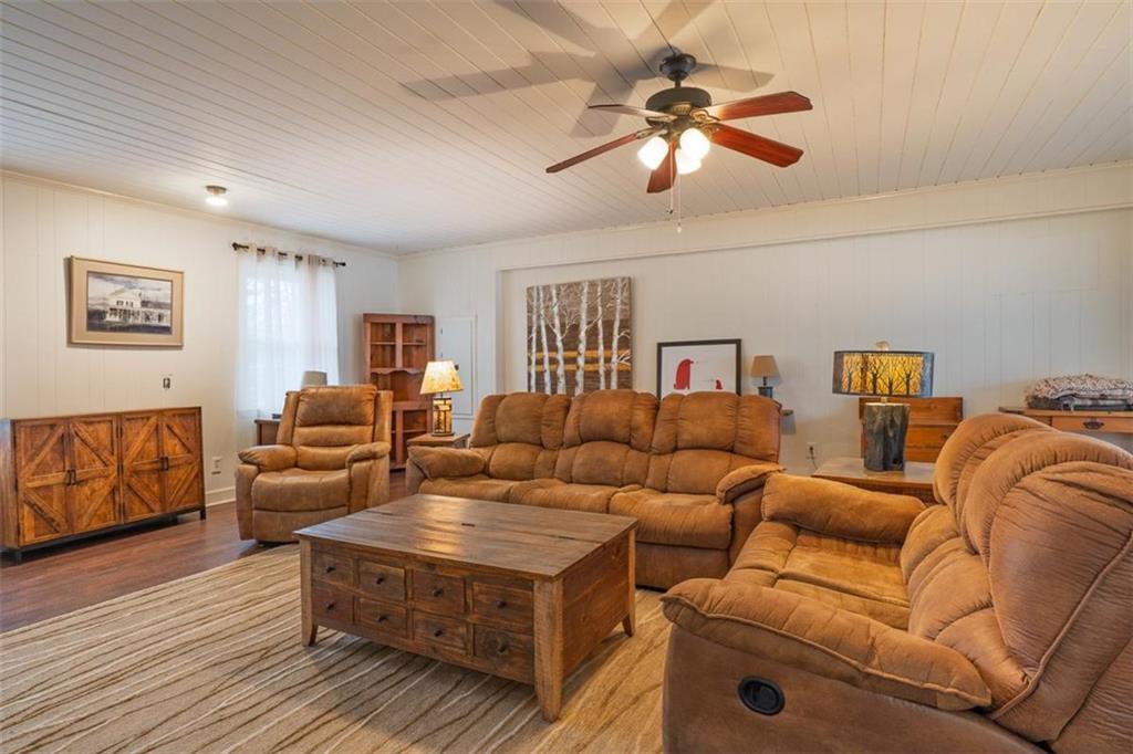 240 Sunrise Circle Southeast Calhoun, GA 30701 - Photo 2 of 49