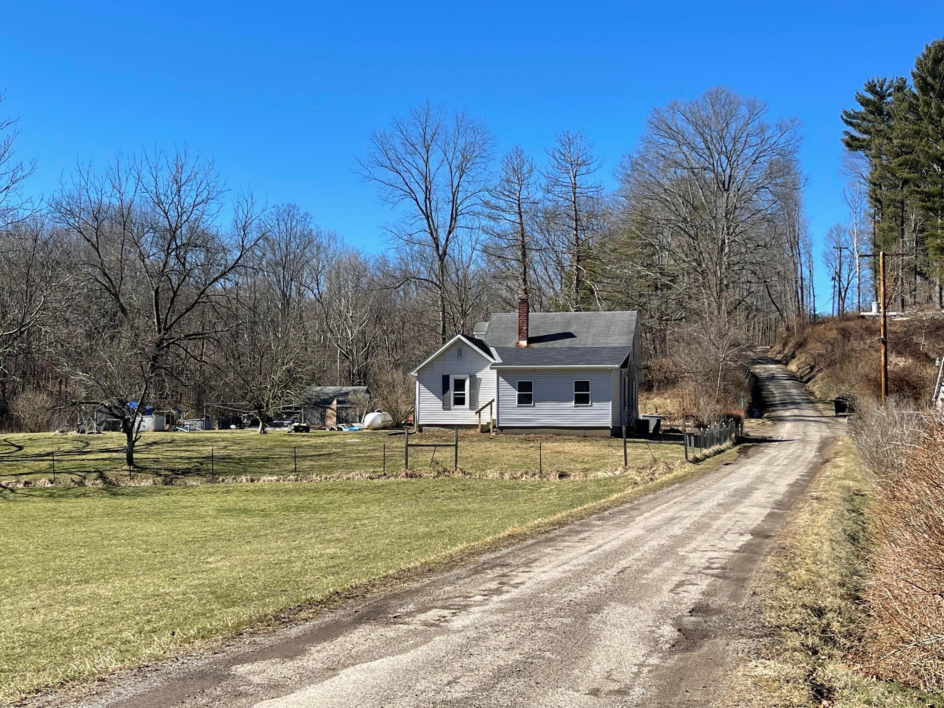 31963 Huston Road Logan, OH 43138 - Photo 2 of 49 IMG_8455