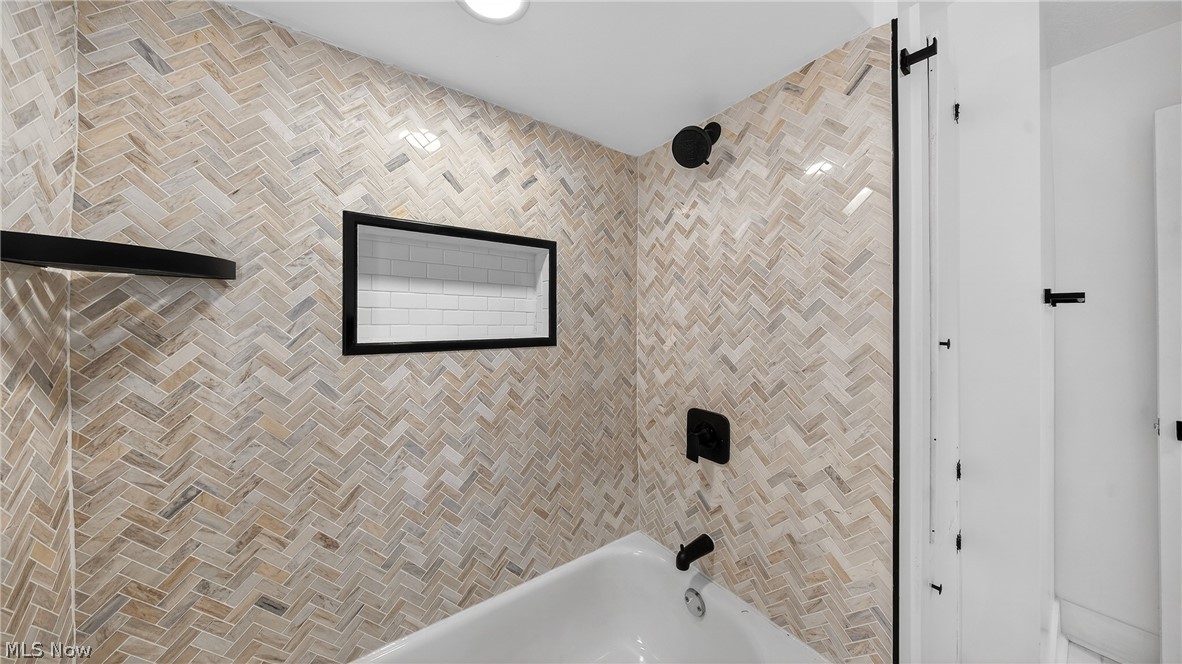 16811 Invermere Avenue Cleveland, OH 44128 - Photo 29 of 47 Full bathroom with shower / bathtub combination