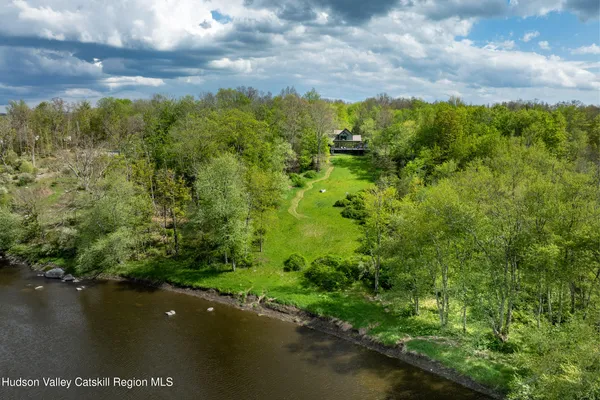 $1,950,000 | 25 River Park Drive, New Paltz, NY 12561