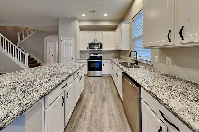 $3,090 | 15660 Landing Creek Lane, Fort Worth, TX 76262