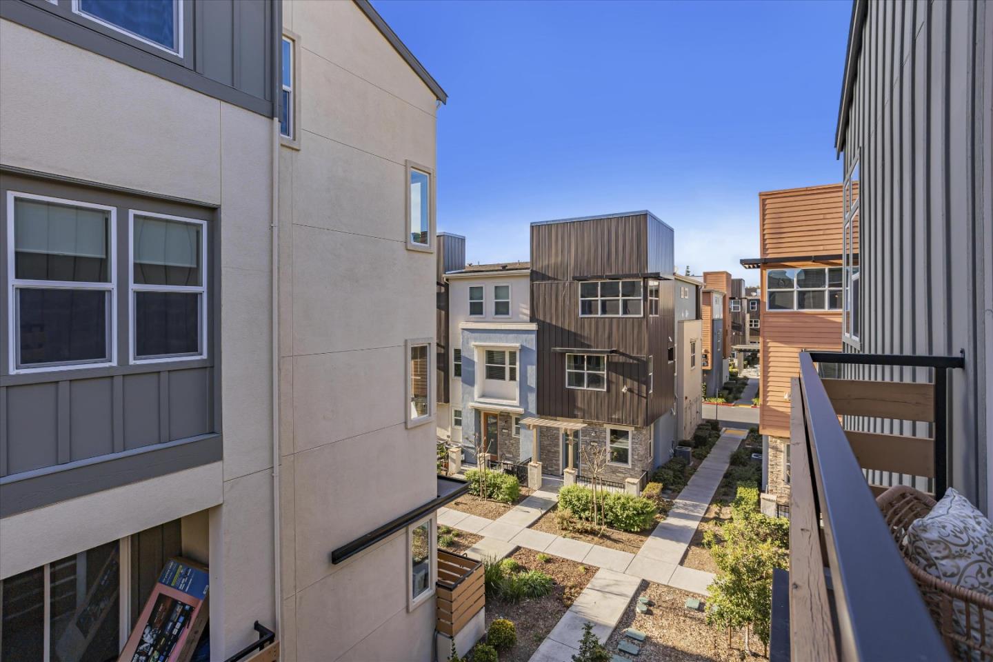 2046 Mahuron Circle San Jose, CA 95133 - Photo 15 of 35