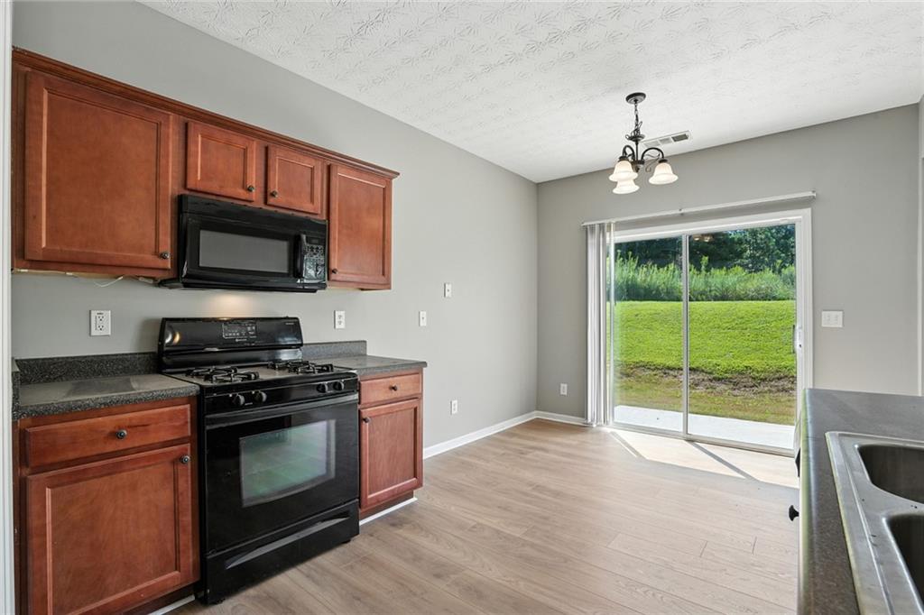 922 Gardenia Curve Canton, GA 30114 - Photo 14 of 34