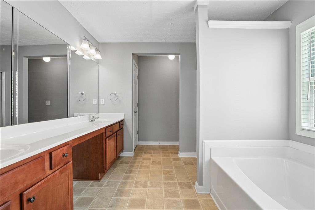 922 Gardenia Curve Canton, GA 30114 - Photo 22 of 34