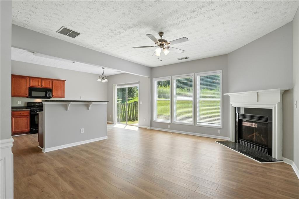 922 Gardenia Curve Canton, GA 30114 - Photo 5 of 34