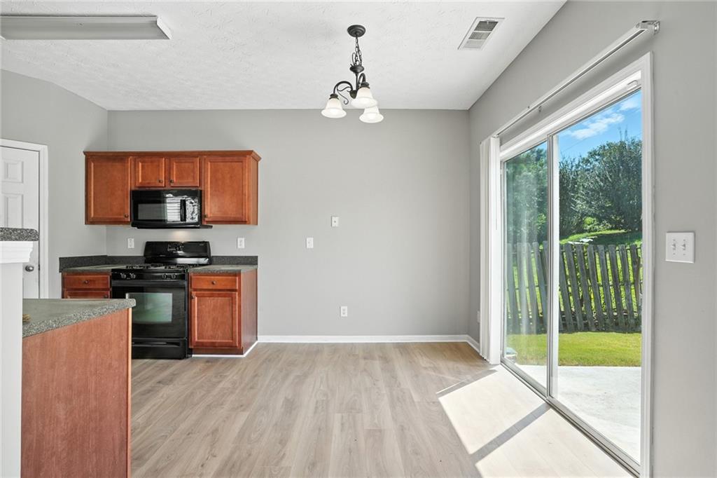 922 Gardenia Curve Canton, GA 30114 - Photo 9 of 34