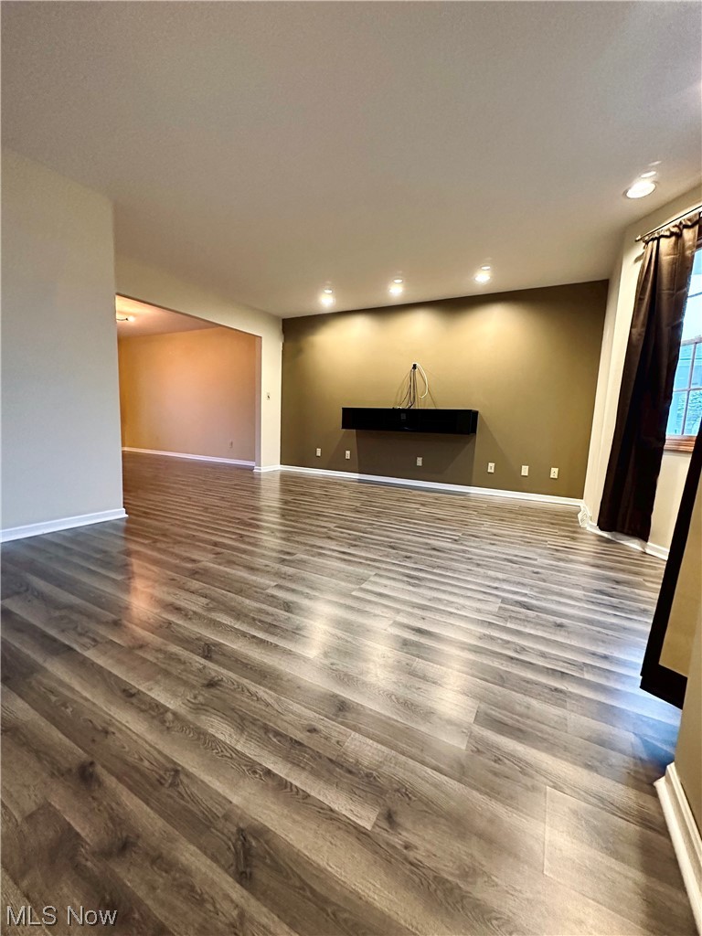 5510 Gilbert Avenue Cleveland, OH 44129 - Photo 2 of 23