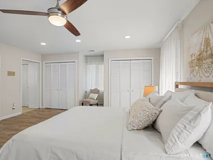 $899,000 | 2 Studio Lane, Norwalk, CT 06850