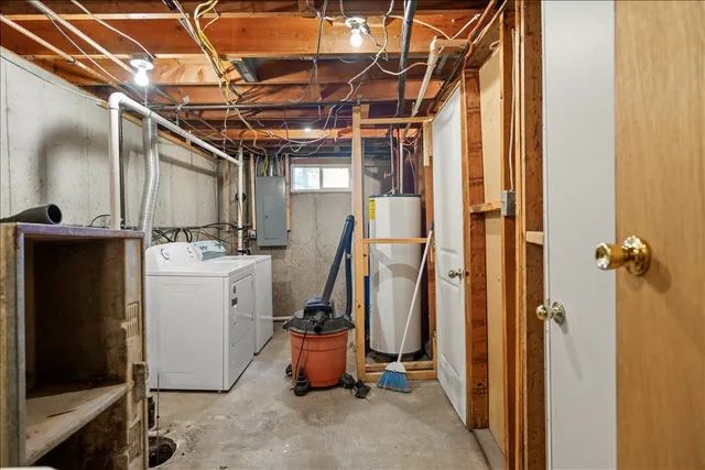 $430,000 | 3405 Dean Street, Woodstock, IL 60098