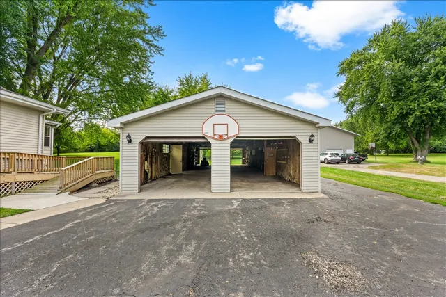 $430,000 | 3405 Dean Street, Woodstock, IL 60098