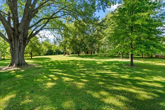 $430,000 | 3405 Dean Street, Woodstock, IL 60098