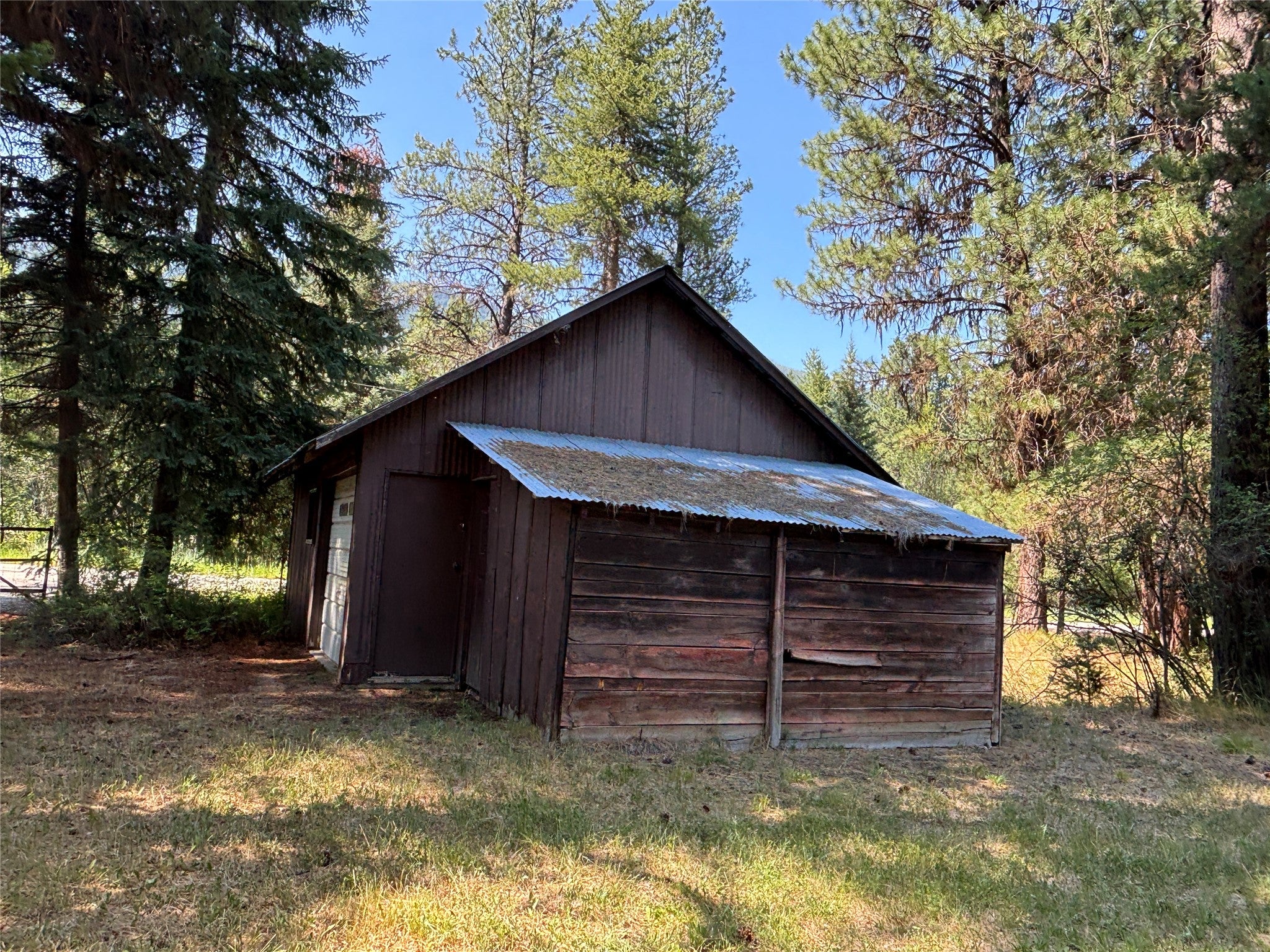 7076 Nez Perce Road Darby, MT 59829 - Photo 25 of 40 Gallery Image 25