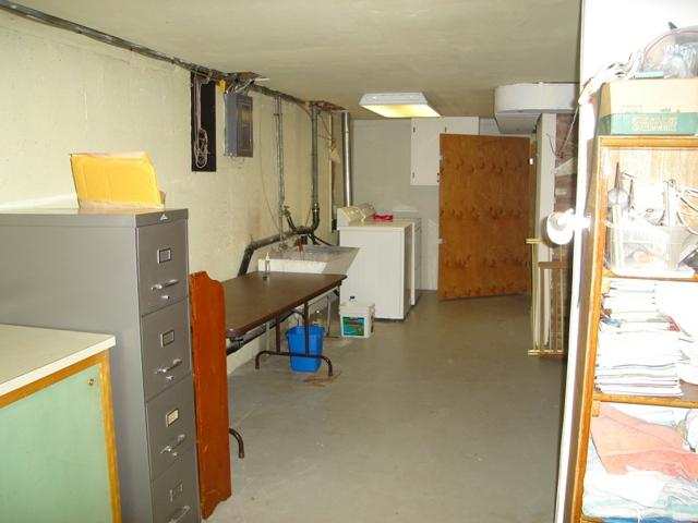 10121 North Huntington Road Spokane, WA 99218 - Photo 14 of 17