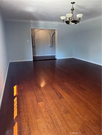 a view of livingroom with furniture