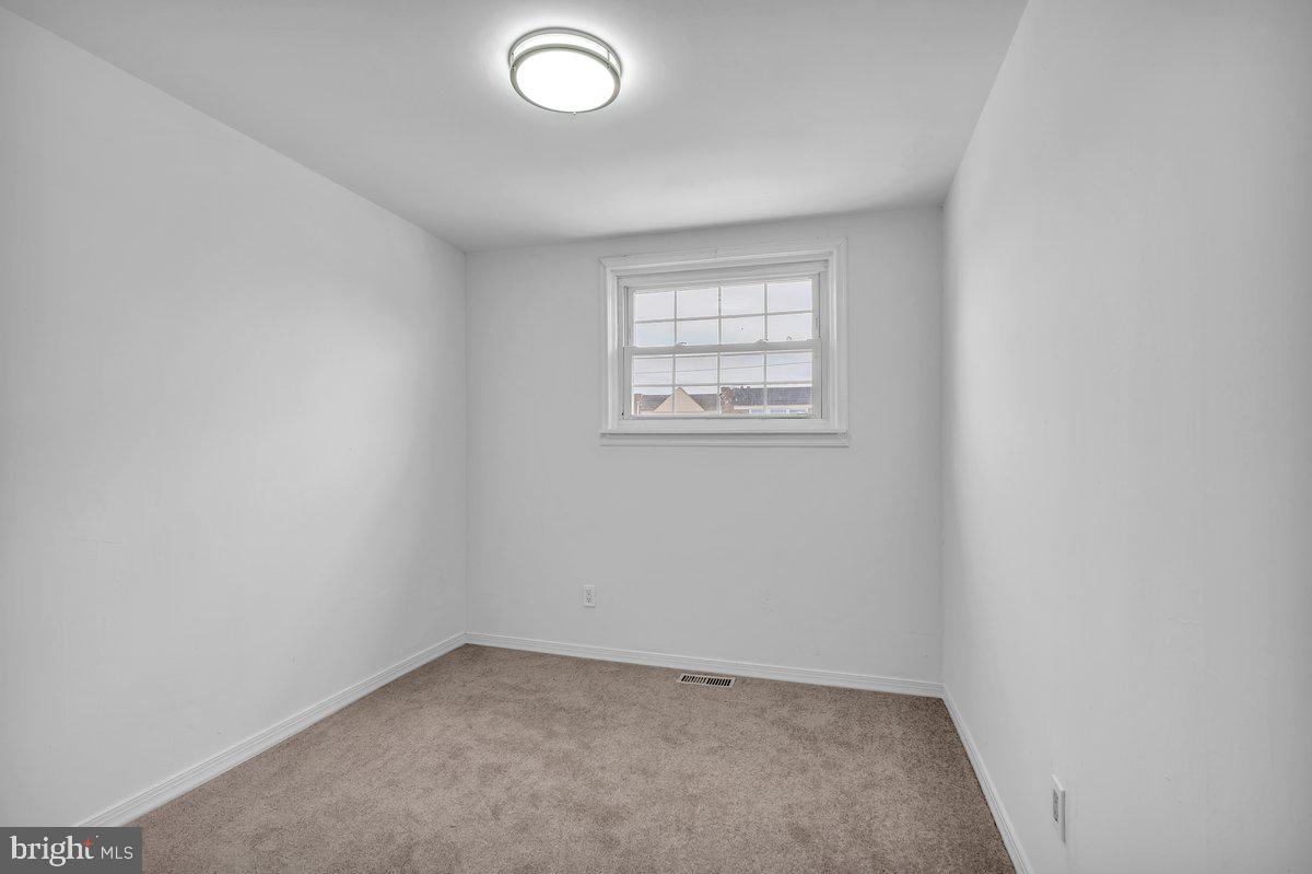 3204 Birch Road Philadelphia, PA 19154 - Photo 16 of 28