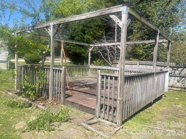 1610 Willow Road Hendersonville, NC 28739 - Photo 4 of 21