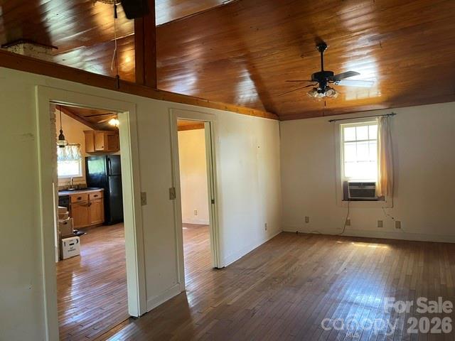 1610 Willow Road Hendersonville, NC 28739 - Photo 9 of 21