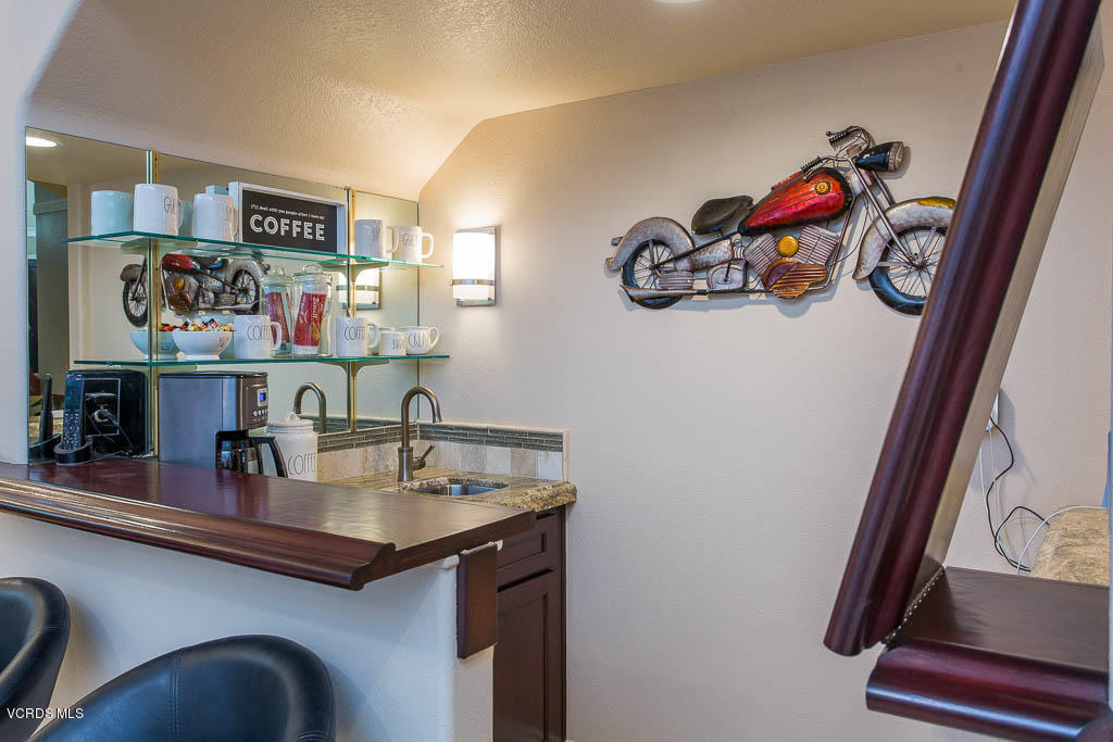 4376 Clearwood Road Moorpark, CA 93021 - Photo 13 of 53 4376 Clearwood Road - HsHProd-35