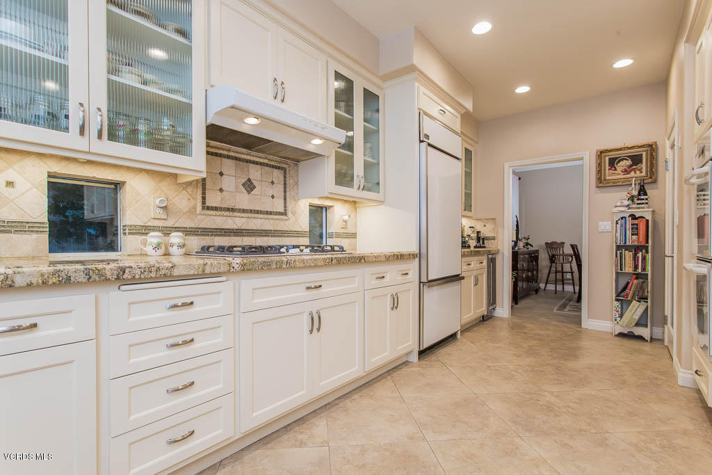 4376 Clearwood Road Moorpark, CA 93021 - Photo 18 of 53 4376 Clearwood Road - HsHProd-39