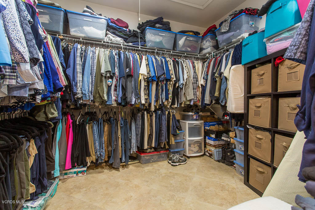 4376 Clearwood Road Moorpark, CA 93021 - Photo 25 of 53 4376 Clearwood Road - HsHProd-46