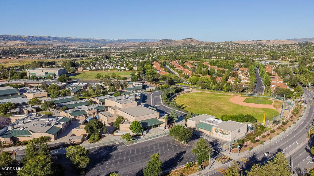 4376 Clearwood Road Moorpark, CA 93021 - Photo 44 of 53 Moorpark High School