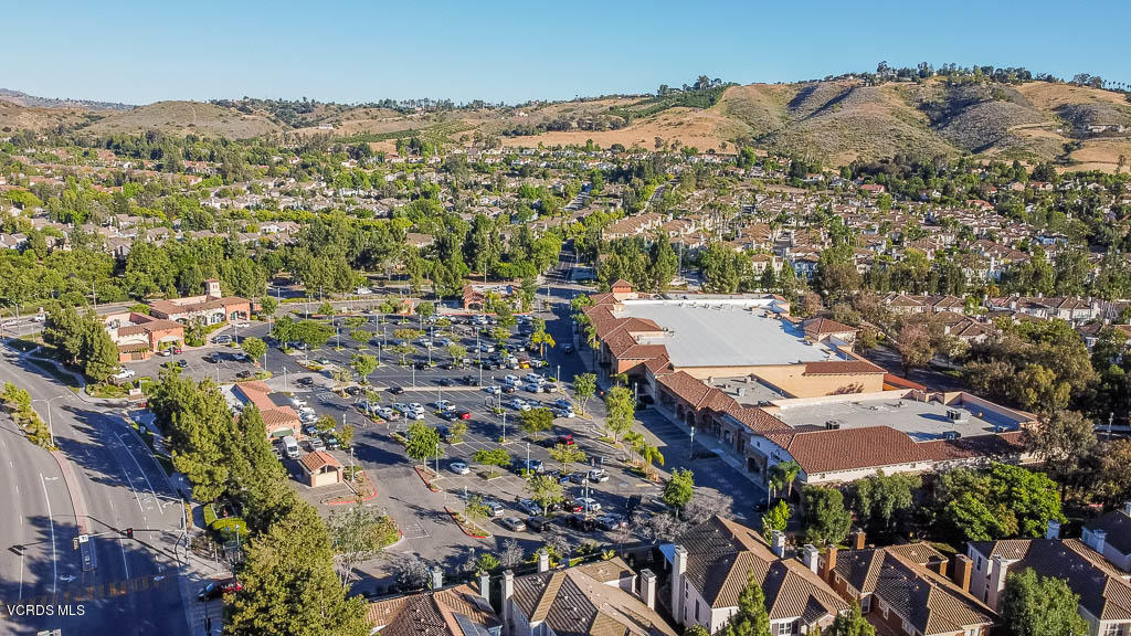4376 Clearwood Road Moorpark, CA 93021 - Photo 45 of 53 Nearby shopping and dining