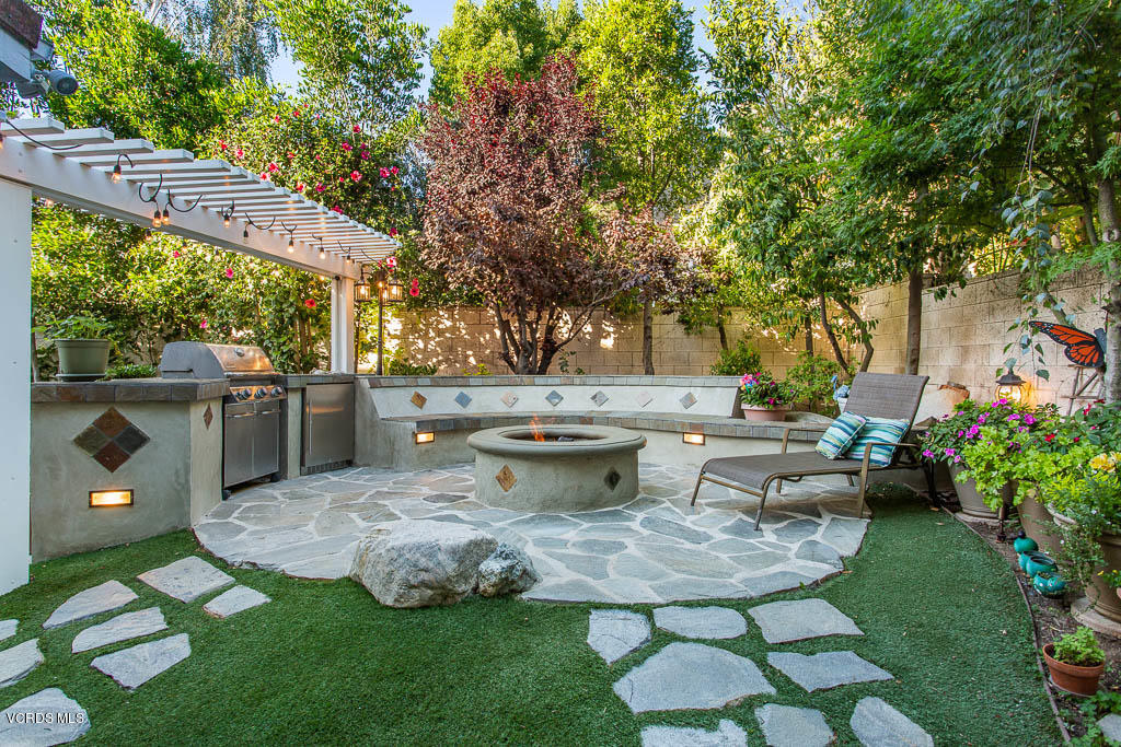 4376 Clearwood Road Moorpark, CA 93021 - Photo 46 of 53 4376 Clearwood Road - HsHProd-17