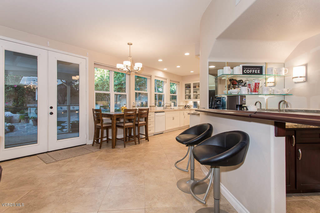 4376 Clearwood Road Moorpark, CA 93021 - Photo 10 of 53 4376 Clearwood Road - HsHProd-32