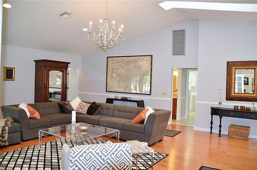 6476 Wood Lake Road Jupiter, FL 33458 - Photo 6 of 32 Living Room