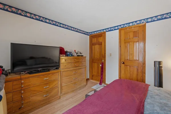 $345,000 | 30 Knapp Road, Piermont, NH 03779