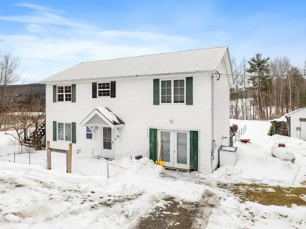 $345,000 | 30 Knapp Road, Piermont, NH 03779