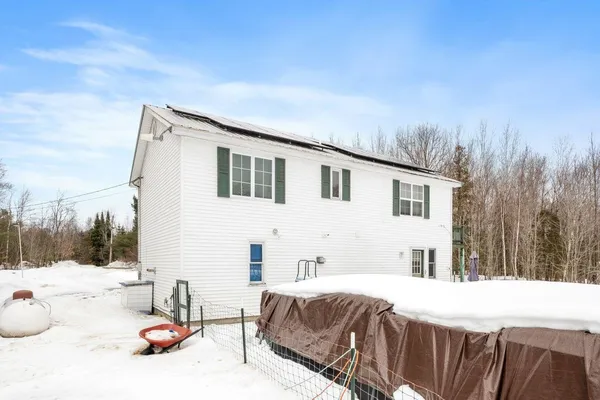 $345,000 | 30 Knapp Road, Piermont, NH 03779