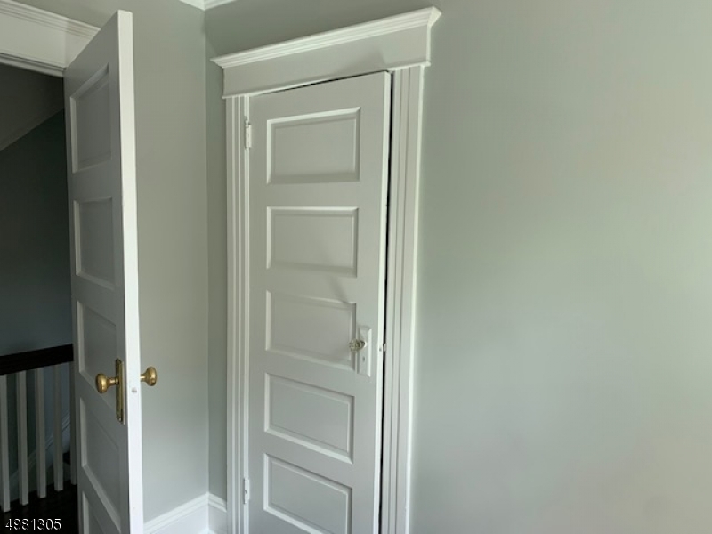 52 Dunnell Road Maplewood, NJ 07040 - Photo 5 of 13