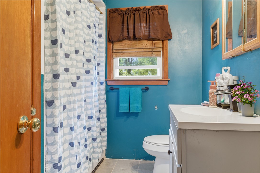 107 Irene Boulevard Woonsocket, RI 02895 - Photo 9 of 21