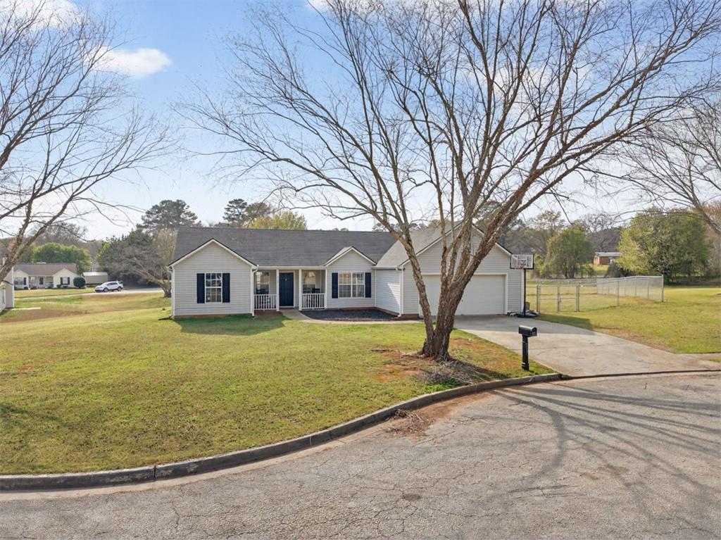 517 Arcadia Court Monroe, GA 30656 - Photo 2 of 26