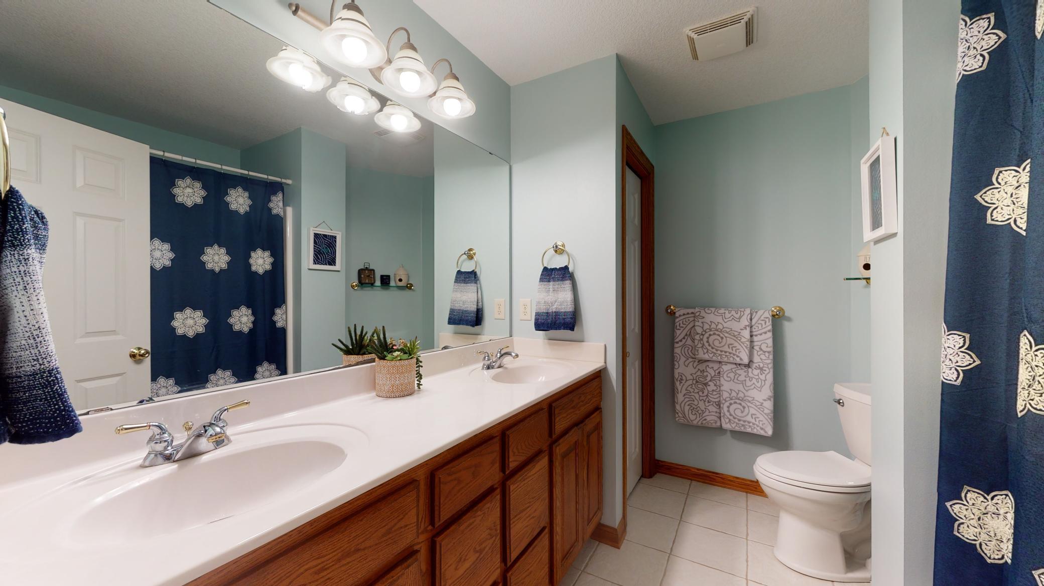 3517 Hazelwood Lane Southwest Rochester, MN 55902 - Photo 14 of 42