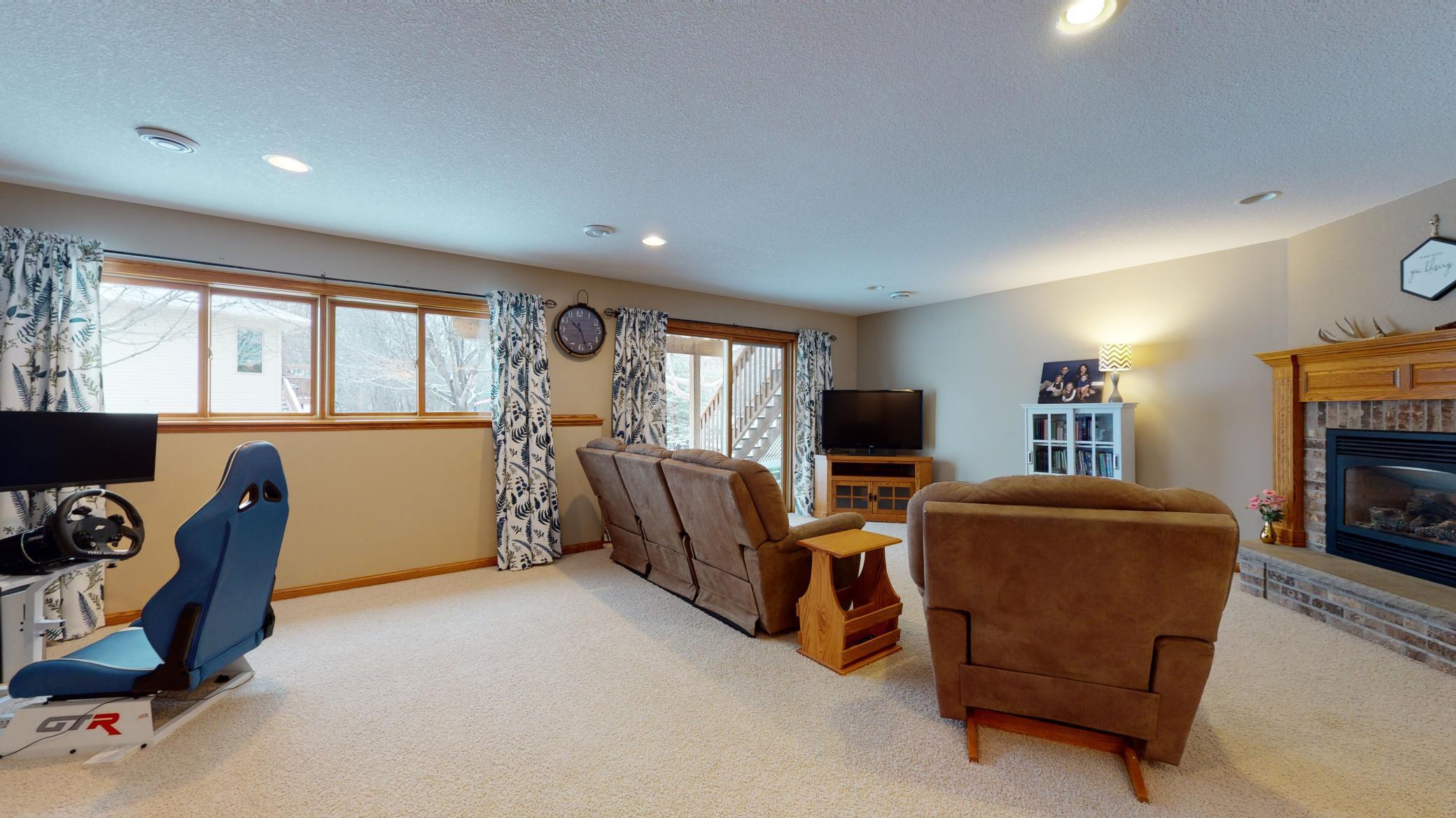 3517 Hazelwood Lane Southwest Rochester, MN 55902 - Photo 20 of 42