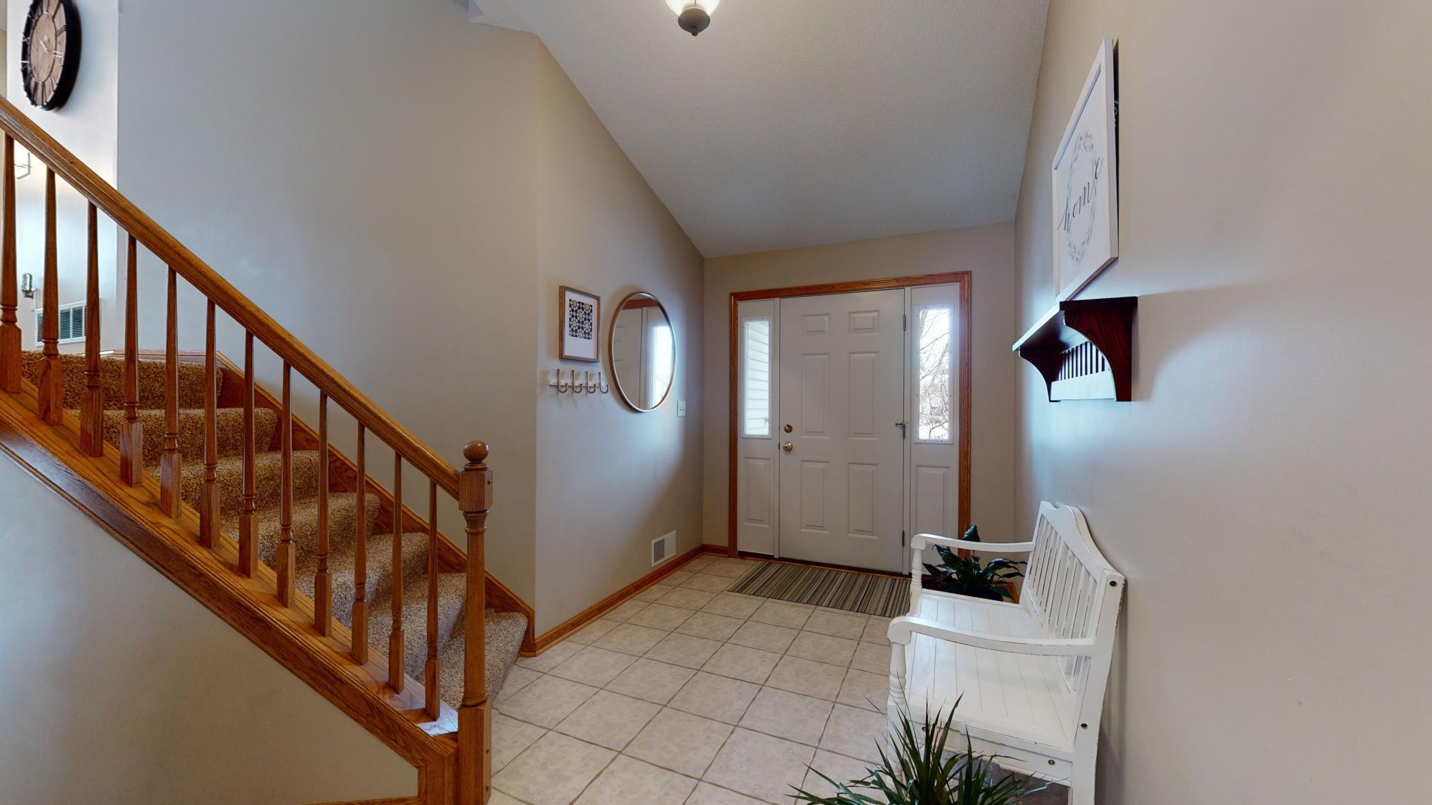 3517 Hazelwood Lane Southwest Rochester, MN 55902 - Photo 3 of 42
