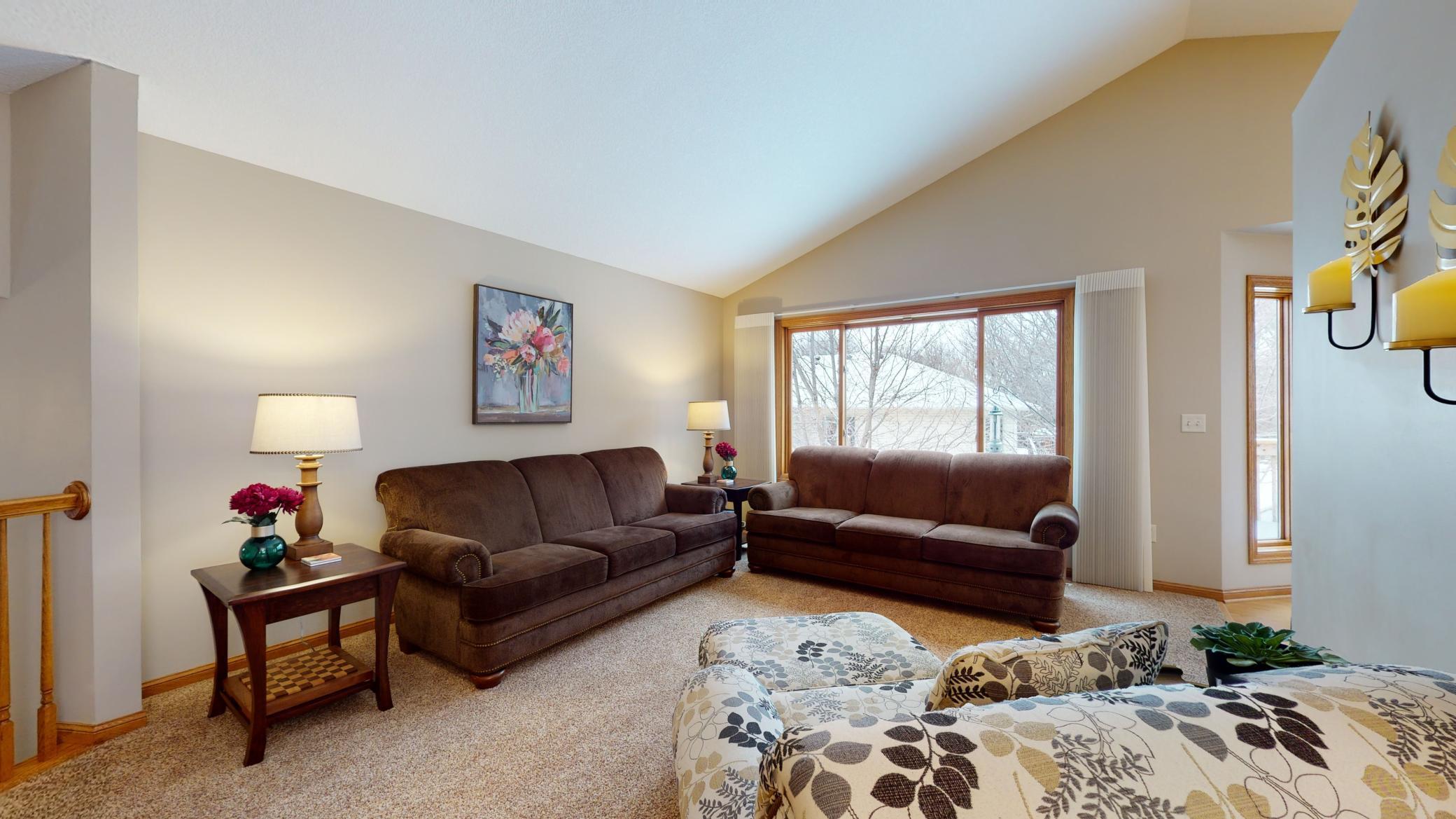 3517 Hazelwood Lane Southwest Rochester, MN 55902 - Photo 6 of 42