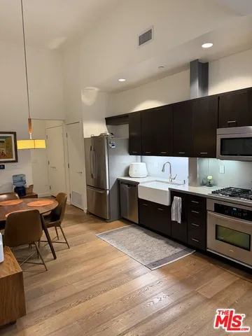 $4,750 | 940 East 2nd Street, Unit 27, Los Angeles, CA 90012