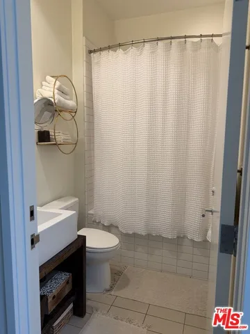 $4,750 | 940 East 2nd Street, Unit 27, Los Angeles, CA 90012