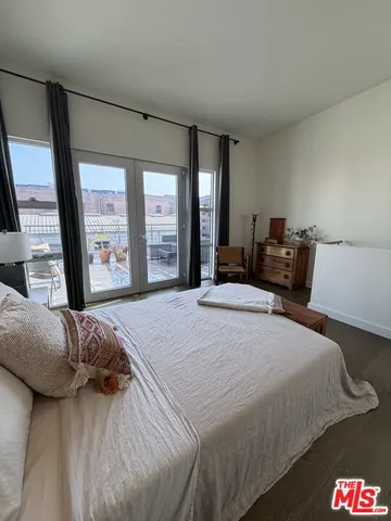 $4,750 | 940 East 2nd Street, Unit 27, Los Angeles, CA 90012